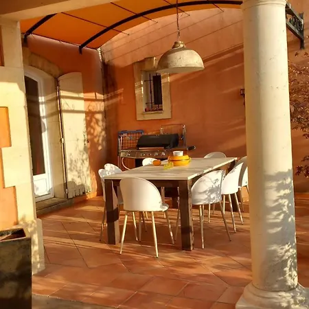 La Ocre Vila